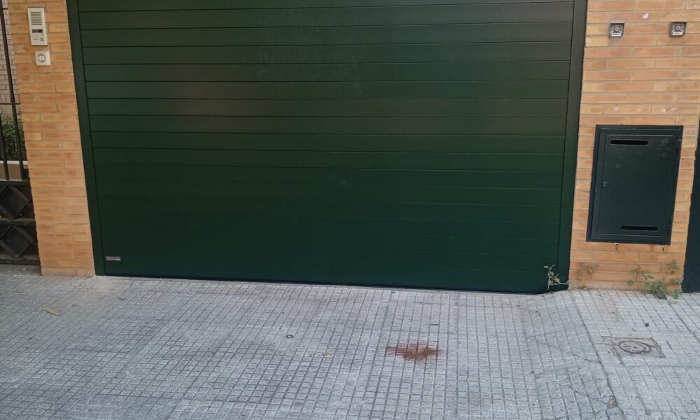 Instalación de puertas automáticas en Camas - rollmatic.es