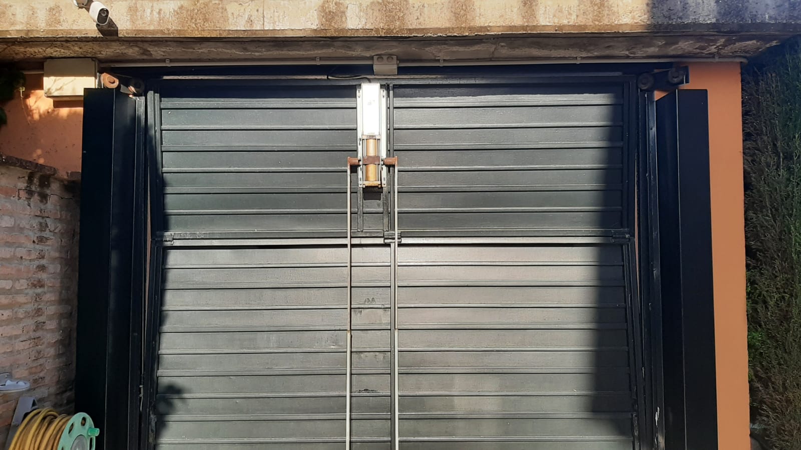 puertas automáticas en Bormujos - cambio de motor - rollmatic.es
