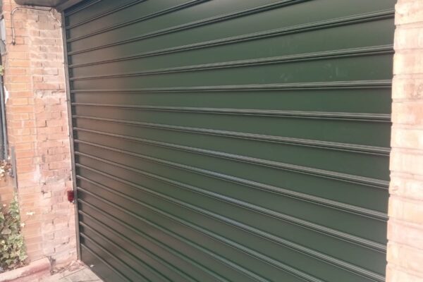 Instalación de puertas automáticas en Camas - rollmatic.es