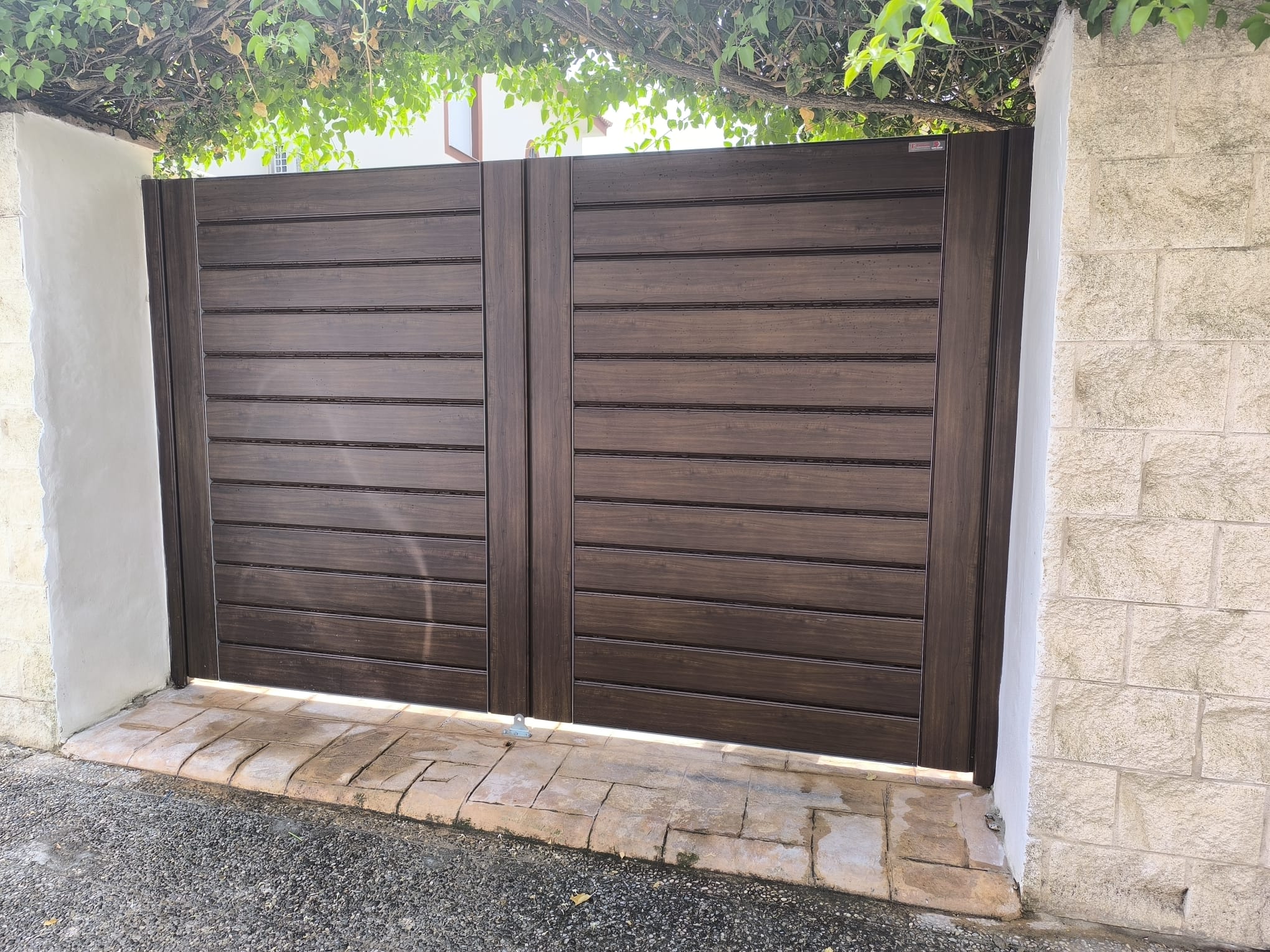 puertas automáticas en Alcalá de Guadaíra - rollmatic.es
