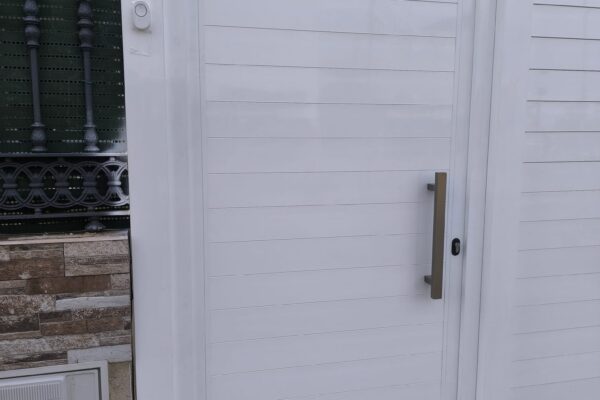 puertas automáticas en Palomares del Río - rollmatic.es