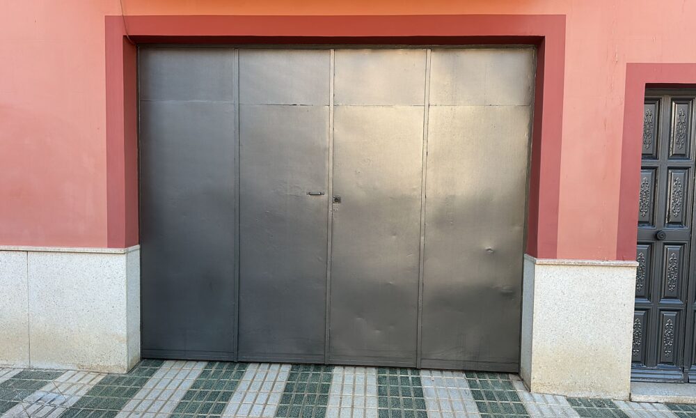 Puertas automáticas en El Ronquillo - rollmatic.es